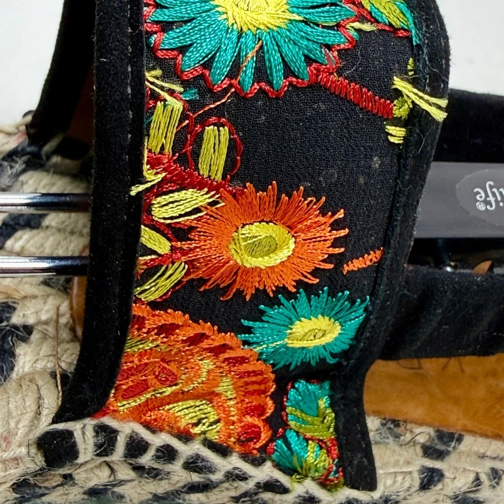 Kron by KronKron Women's Sz 8.5 Embroidered Platform Espadrille Sandals Colorful